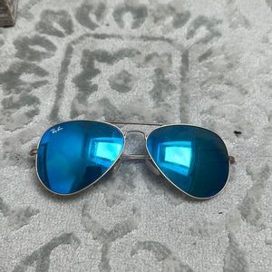 Ray-Ban Aviator Blue Teal Mirror Flash Lenses Sunglasses Matte Gold Frame